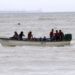 Foto de archivo. Migrantes venezolanos recientemente deportados llegan a la costa en la playa Los Iros, en Erin, Trinidad y Tobago, 24 de noviembre de 2020. Lincoln Holder/Courtesy Newsday/via REUTERS. Imagen provista por terceros.